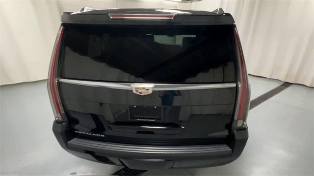 used 2018 Cadillac Escalade ESV car, priced at $33,777