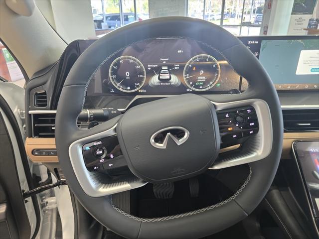 new 2025 INFINITI QX80 car, priced at $90,940