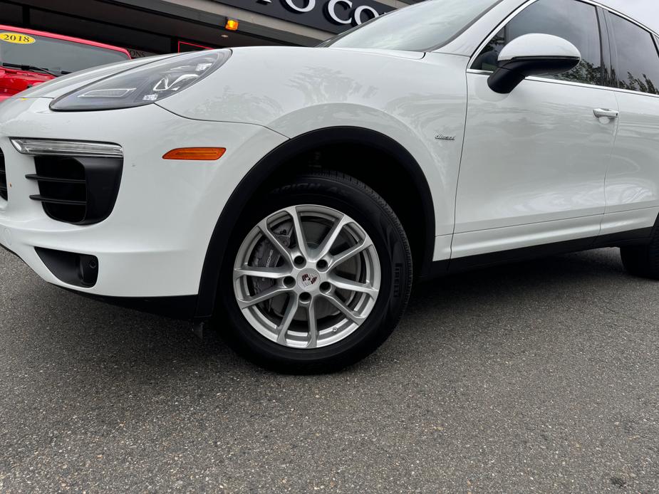 used 2015 Porsche Cayenne car, priced at $24,600