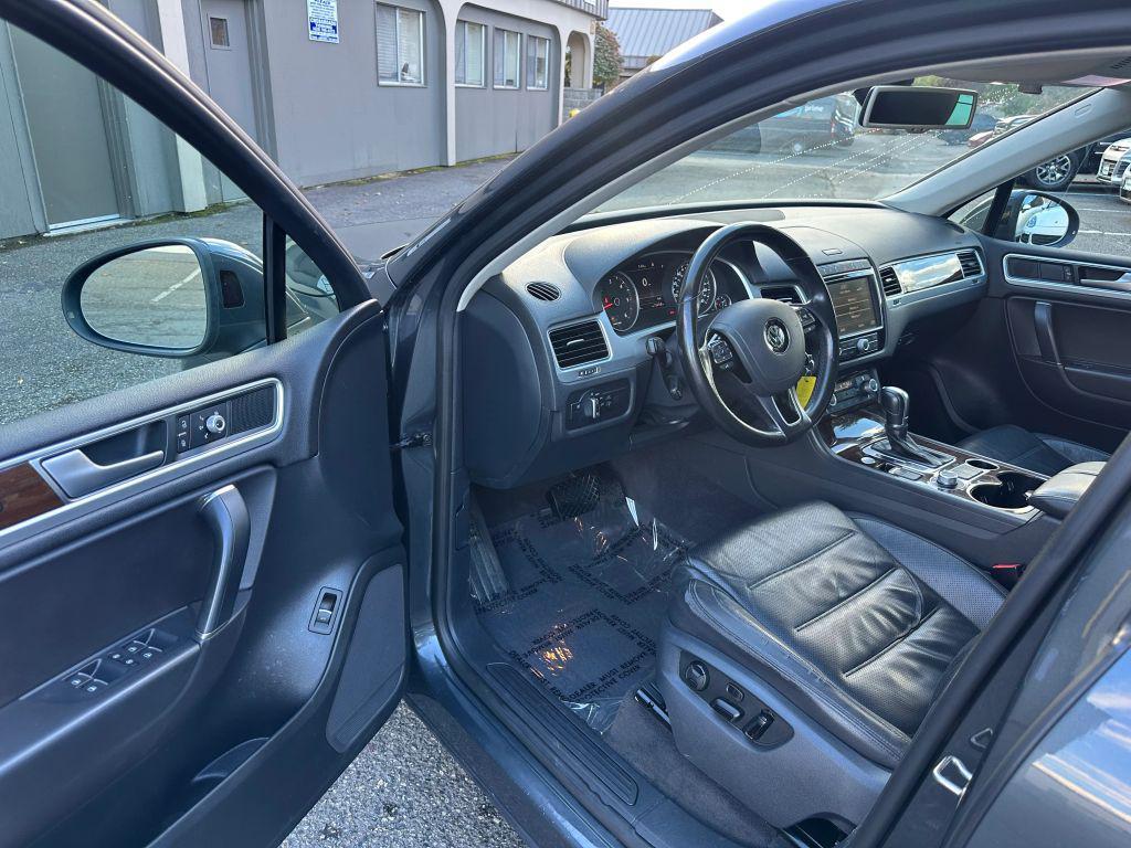used 2016 Volkswagen Touareg car, priced at $17,200
