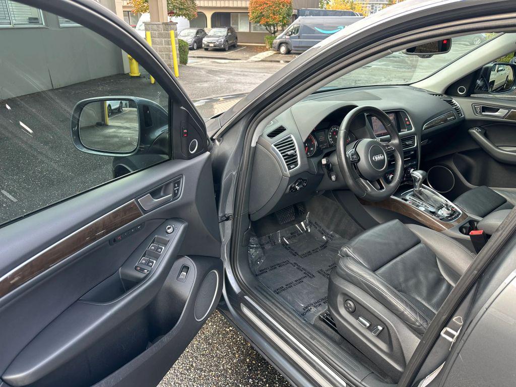 used 2014 Audi Q5 car, priced at $14,200