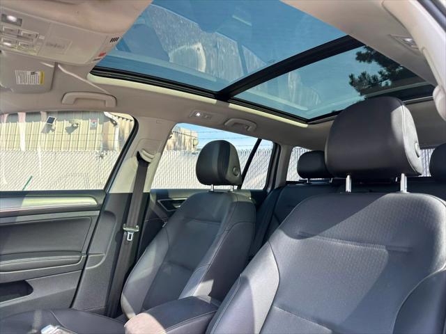 used 2015 Volkswagen Golf SportWagen car, priced at $10,300