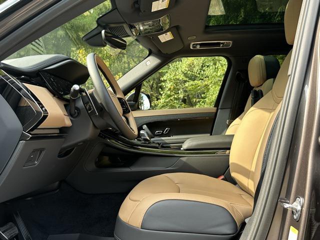 new 2025 Land Rover Range Rover Sport car, priced at $105,065