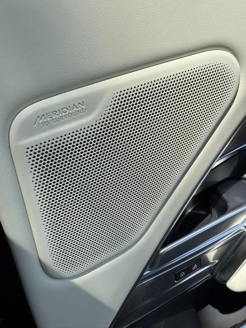 new 2025 Land Rover Range Rover car, priced at $121,415