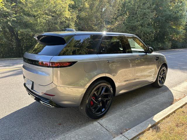 new 2025 Land Rover Range Rover Sport car, priced at $110,275