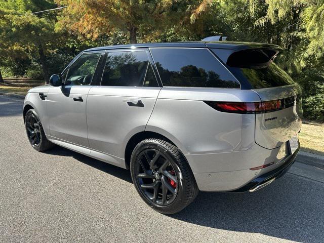 new 2025 Land Rover Range Rover Sport car, priced at $110,275