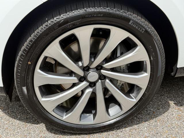 new 2025 Land Rover Range Rover car, priced at $140,405