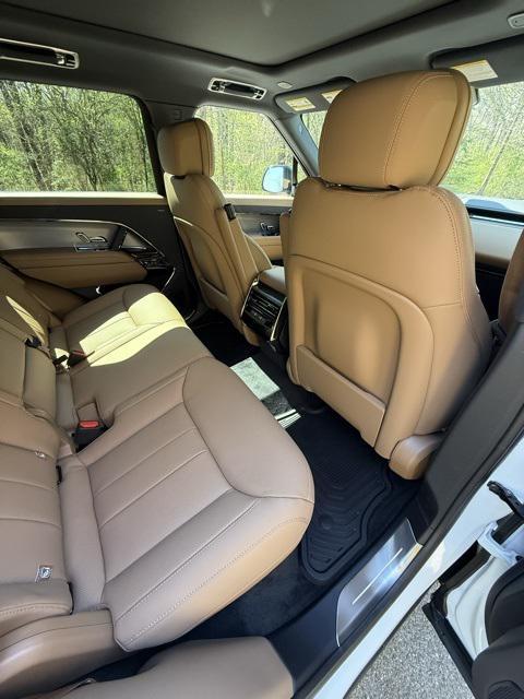 new 2025 Land Rover Range Rover Sport car, priced at $92,450