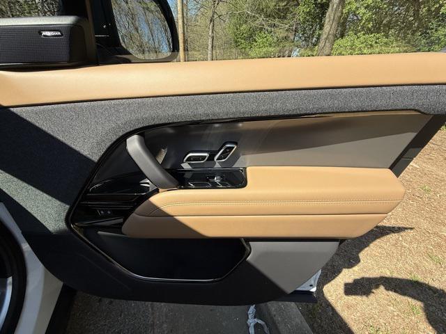 new 2025 Land Rover Range Rover Sport car, priced at $92,450