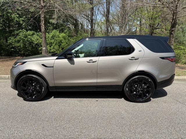 new 2025 Land Rover Discovery car, priced at $73,753