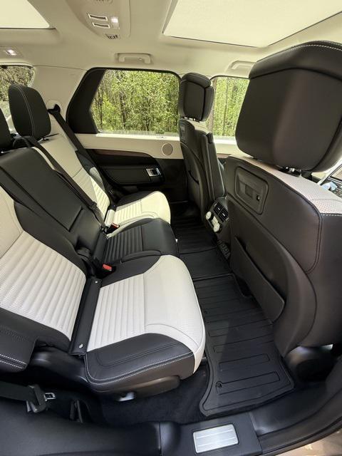 new 2025 Land Rover Discovery car, priced at $73,753