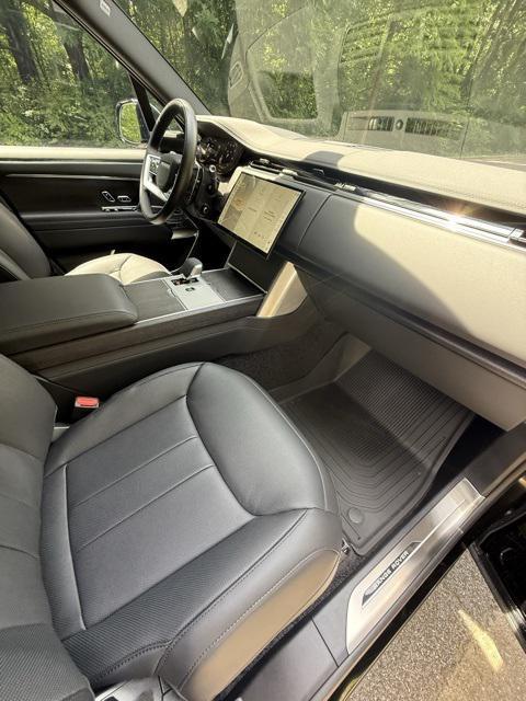 new 2025 Land Rover Range Rover car, priced at $124,030