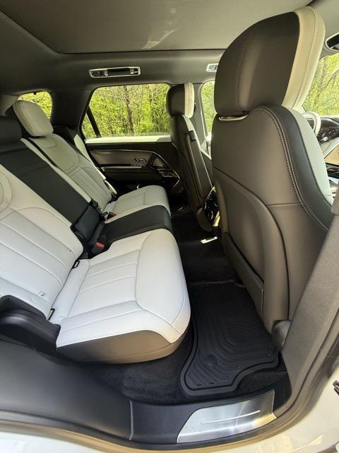 new 2025 Land Rover Range Rover Sport car, priced at $102,115