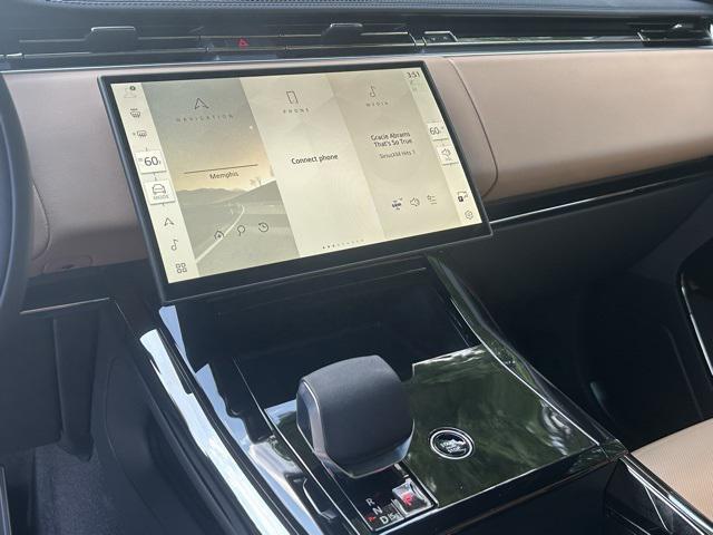 new 2025 Land Rover Range Rover Sport car, priced at $91,315