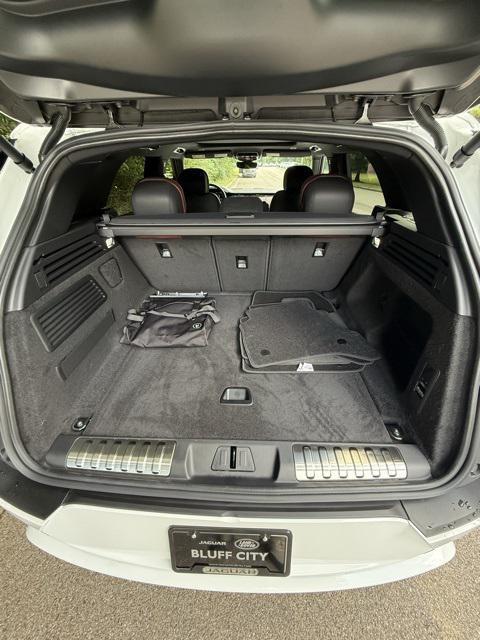 new 2025 Land Rover Range Rover Sport car, priced at $103,105