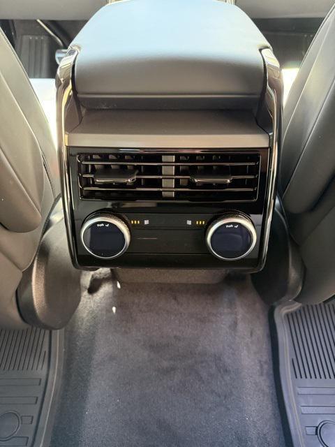 new 2025 Land Rover Range Rover Sport car, priced at $102,825
