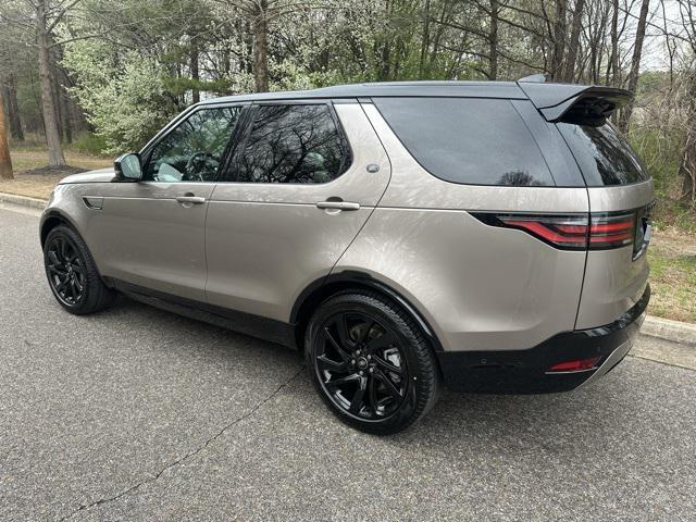new 2024 Land Rover Discovery car, priced at $75,538