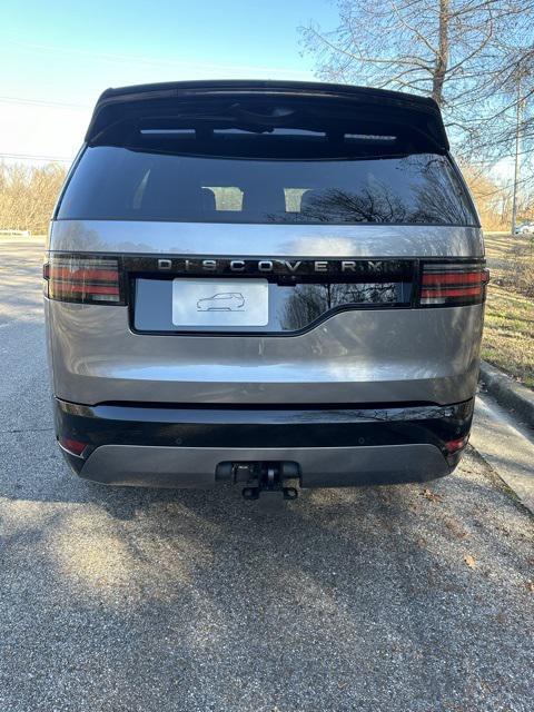 new 2025 Land Rover Discovery car, priced at $74,603