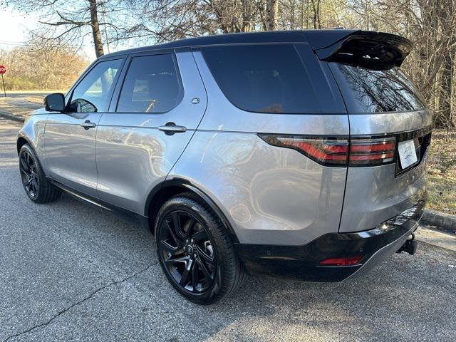 new 2025 Land Rover Discovery car, priced at $74,603