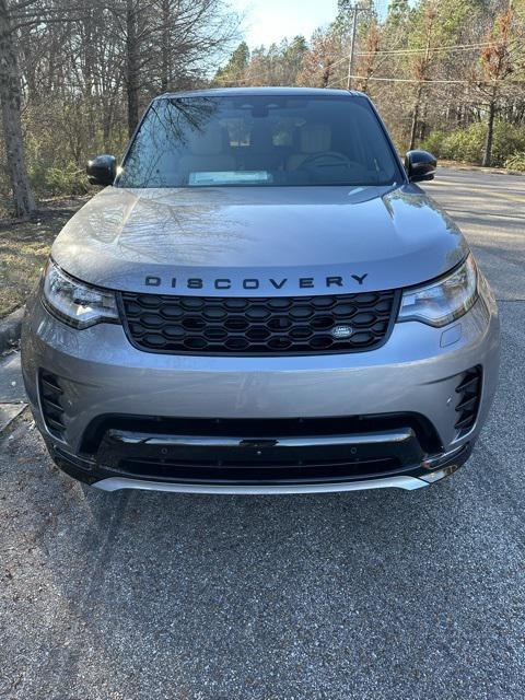 new 2025 Land Rover Discovery car, priced at $74,603