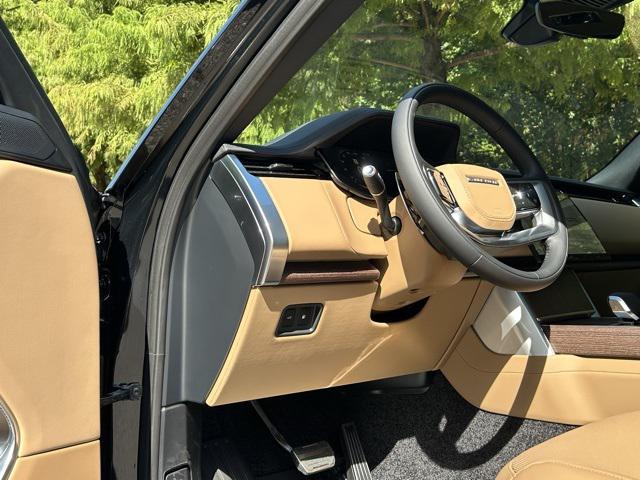 new 2025 Land Rover Range Rover car, priced at $134,575