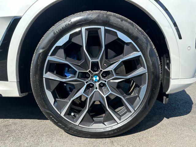 used 2025 BMW X7 car, priced at $99,999