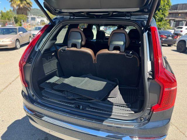 used 2022 Volvo XC90 Recharge Plug-In Hybrid car, priced at $39,999