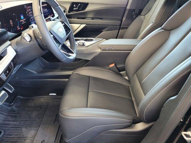 new 2025 Cadillac OPTIQ car, priced at $58,140
