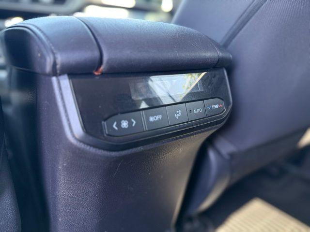 used 2021 Toyota Highlander Hybrid car, priced at $26,999
