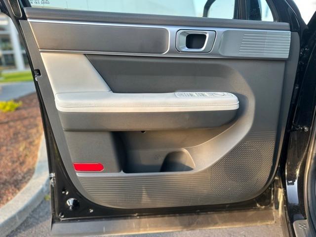 used 2024 Hyundai Santa Fe car, priced at $26,999