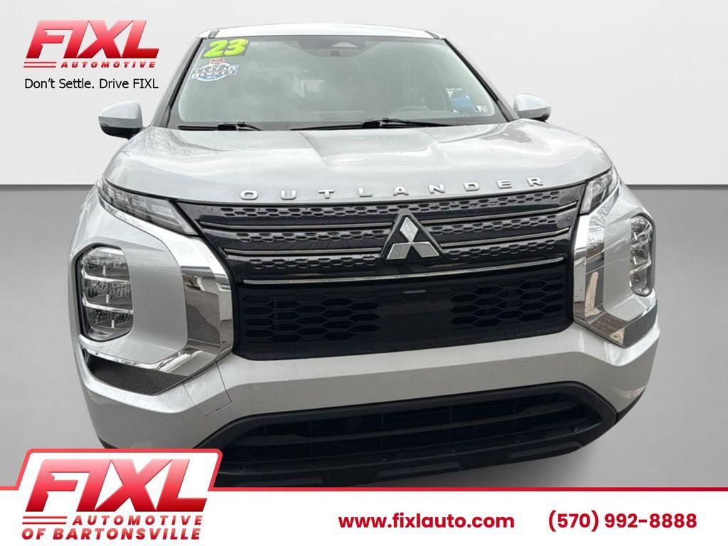 used 2023 Mitsubishi Outlander car, priced at $20,352
