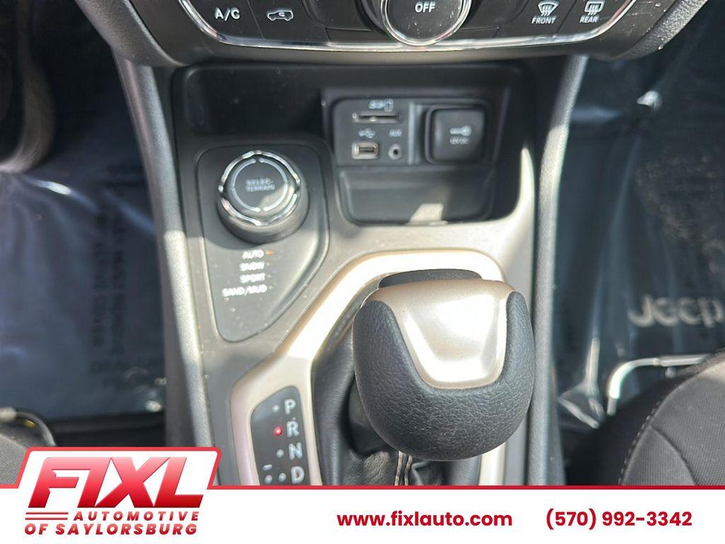 used 2018 Jeep Cherokee car, priced at $13,757