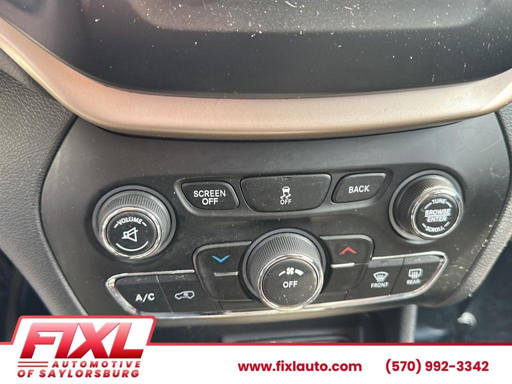 used 2018 Jeep Cherokee car, priced at $13,757