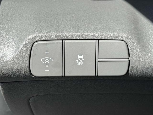 used 2024 Hyundai Elantra car, priced at $22,490