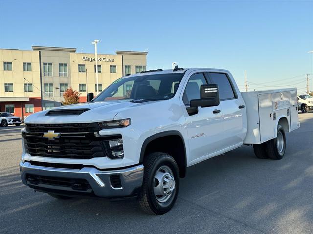 new 2025 Chevrolet Silverado 3500 car, priced at $66,867