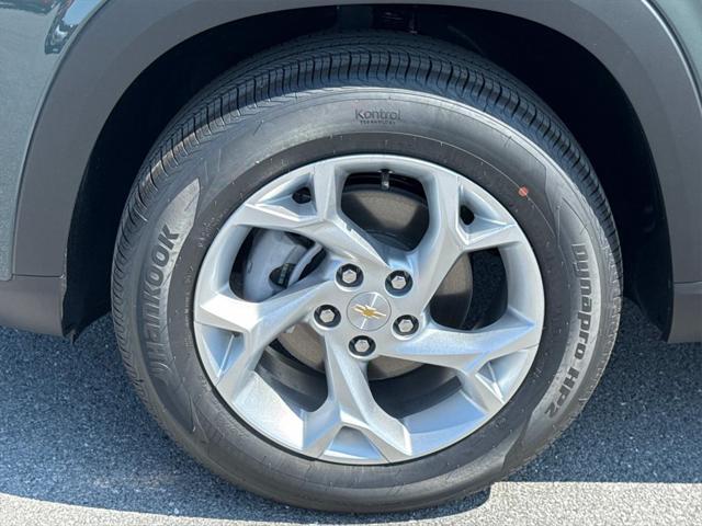 new 2025 Chevrolet Trax car, priced at $23,470