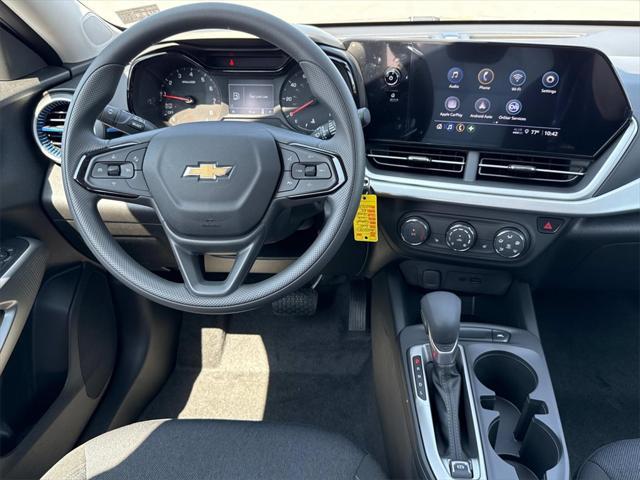 new 2025 Chevrolet Trax car, priced at $23,470