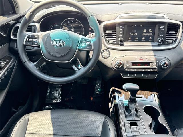 used 2020 Kia Sorento car, priced at $18,531
