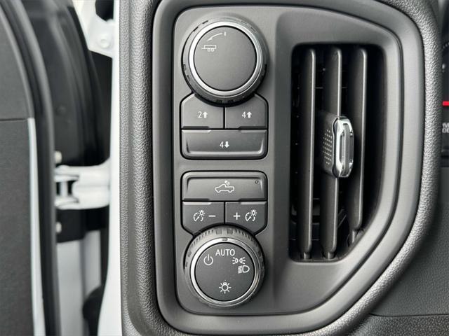 new 2025 Chevrolet Silverado 2500 car, priced at $54,995