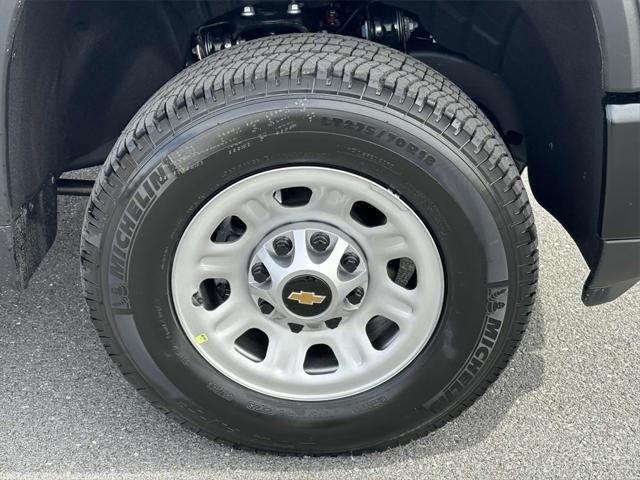 new 2025 Chevrolet Silverado 2500 car, priced at $62,176