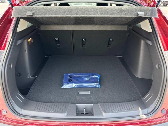 new 2025 Chevrolet Trax car, priced at $25,485
