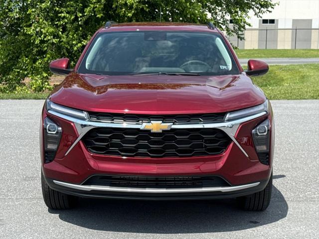 new 2025 Chevrolet Trax car, priced at $25,485