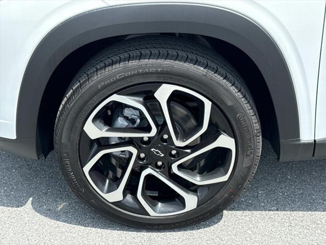 new 2025 Chevrolet Trax car, priced at $26,600