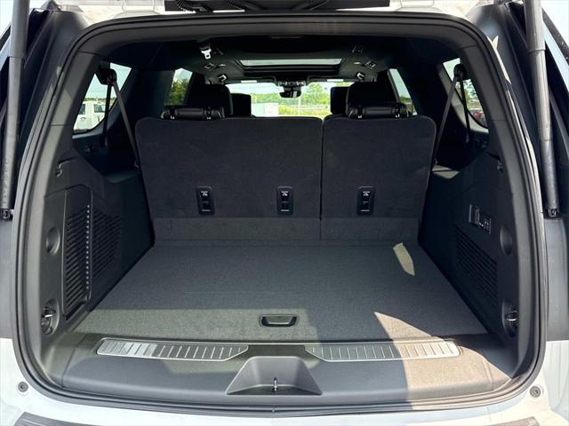 new 2025 Chevrolet Suburban car, priced at $91,120