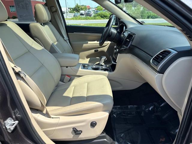 used 2021 Jeep Grand Cherokee car, priced at $28,101