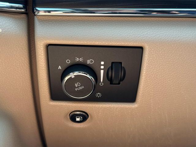 used 2021 Jeep Grand Cherokee car, priced at $28,101