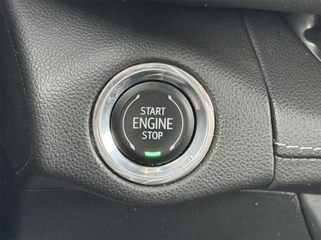 used 2023 Buick Envision car, priced at $31,996