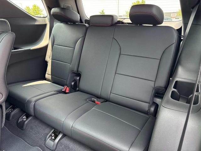 new 2025 Chevrolet Traverse car, priced at $51,680