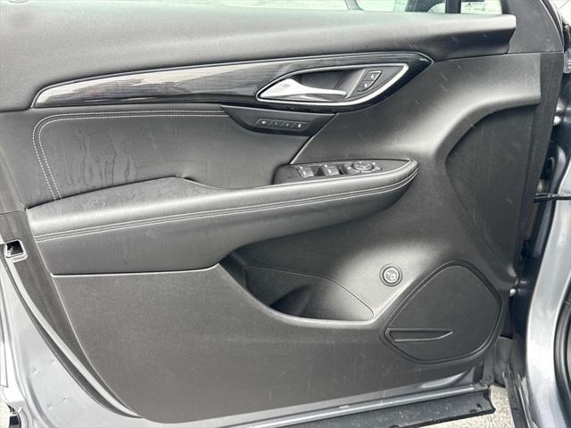 used 2022 Buick Envision car, priced at $25,421