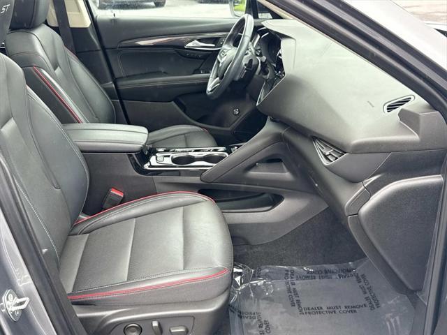 used 2022 Buick Envision car, priced at $25,421